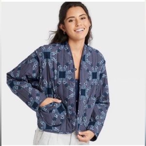 Universal Thread blue quilt jacket. Size XS.